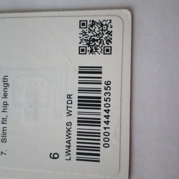 NWOT!!! π Lululemon π Define Jacket Size 6 - Picture 9 of 9